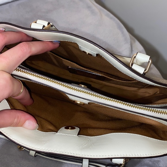 Coach Lillie Carryall White Monogram - Picture 4 of 5